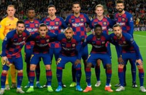 Barcelona players take pay cut