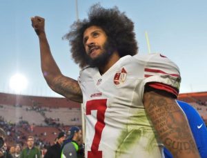 The San Francisco 49ers apologised to former quarterback Colin Kaepernick