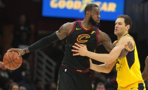 Lebron James hits 45 to help Cavs to serie swin over Pacers