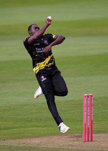 Jerome Taylor helps Somerset beats Notts Outlaws In England Vitality Blast