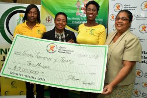 Netball Jamaica receives financial boost ahead of Sunshine Series