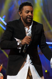 Shaggy headlines MTV Unplugged at home