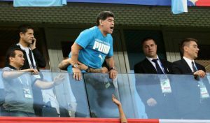 FIFA rebukes Maradonna