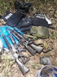 4 M16 rifles found in St James