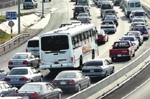 Traffic gridlock in Half Way Tree following shooting incident